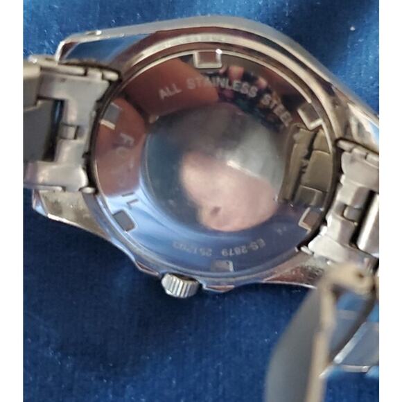 Fossil Watch Women Silver Tone Round White Dial Date Needs Battery 7" Wrist - Picture 6 of 6